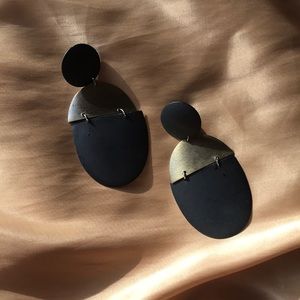 Vintage matte black and gold pill earrings